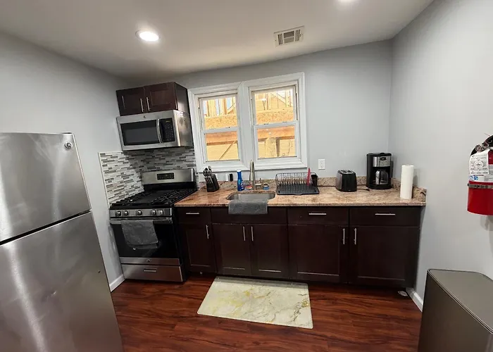Jd Apartment And House