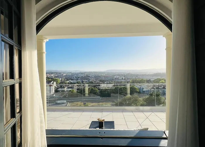 Vila Pombal Tomar Apartments - Pool & City Views