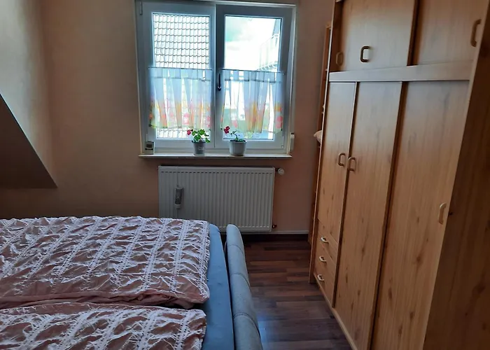 3 Zimmer Ferienwohnung mit Klimaanlage und Riesenbalkon