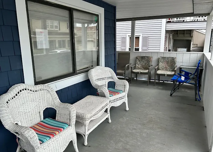 Nautical Beach Apartments