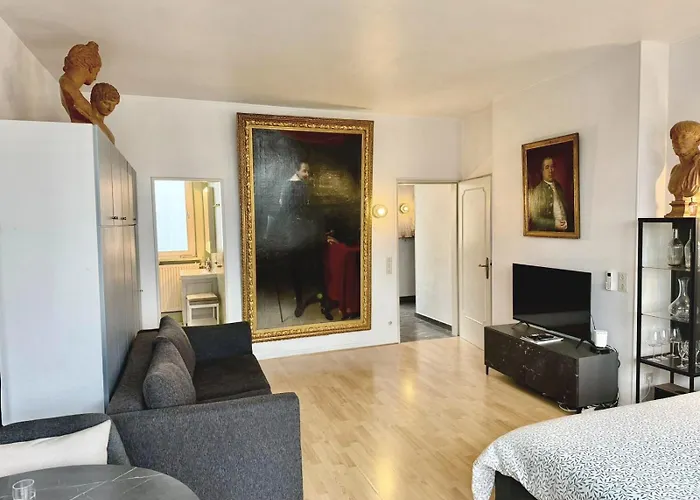 Unique Penthouse Maximilian von Bavaria 1-4 personnes à coté de Louis Vuitton