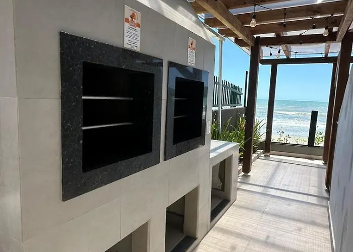 Apartamento Beira Mar Em Balneário Perequê