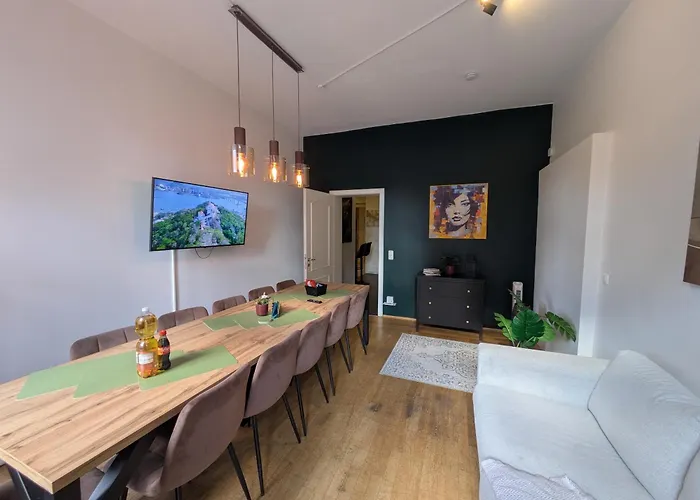 Munich Apartment 110 Qm With 3 Bedrooms Right At Okotoberfest 1 To 10 Guests
