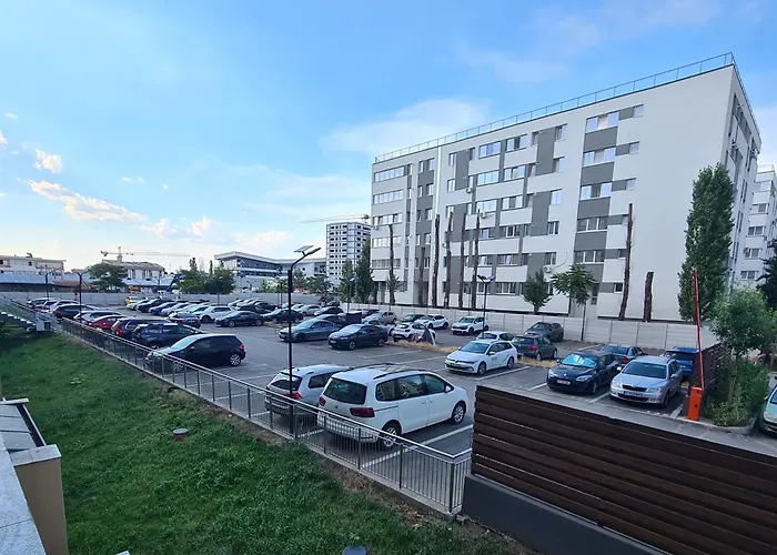 Uverturii Studio Apartment 113 - Free Parking