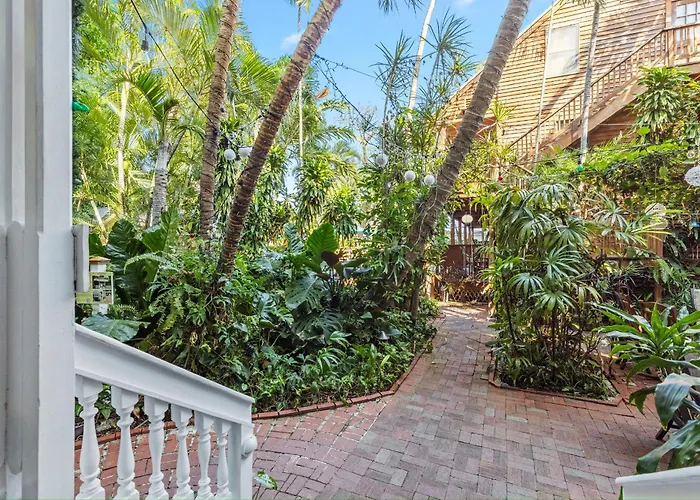 Orchid Bay Condo - Pool - Old Town - Walk To Duval