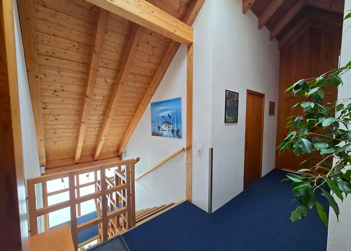 Haus am Wasserfall