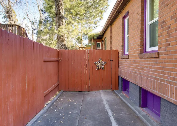 Hot Tub & Grill: Pet-Friendly Apt, Walk To Midtown