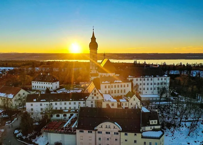 Große Wohnung mit Dachterrasse in Starnberg