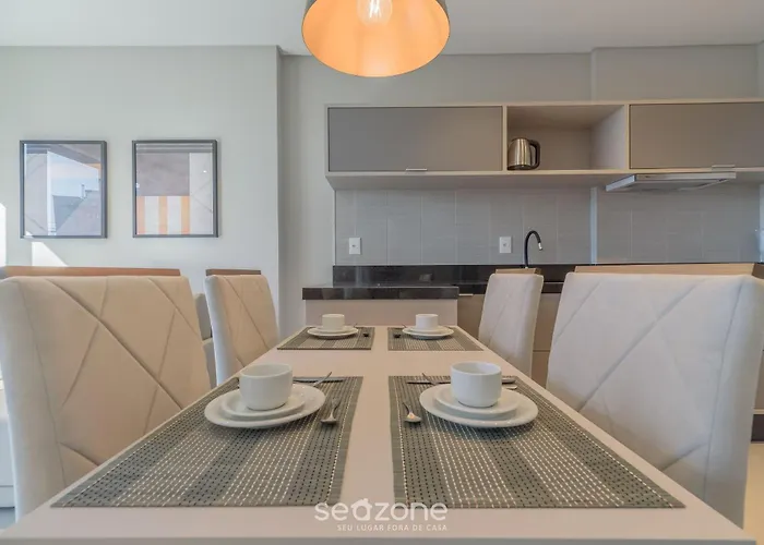 MHFs - Apts Variados em Prédio com Vista para o Mar em Itapema