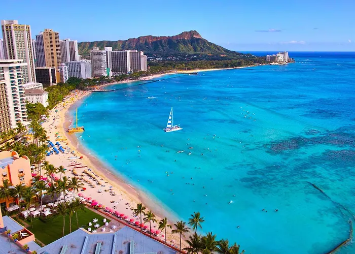 Ocean & Diamond Head View Studio At Waikiki