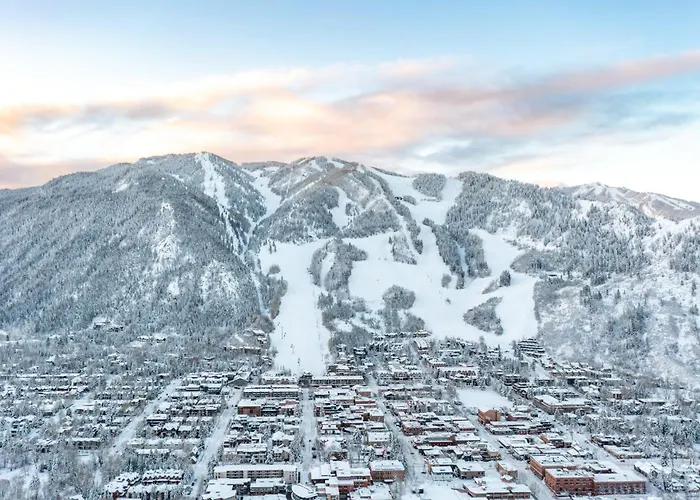 New Listing 2Br 2Ba Condo - Mountain Views