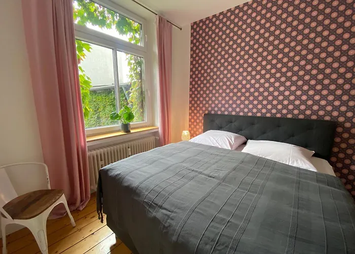 Apartments Am Rheinorange, Netflix, Amazon Prime