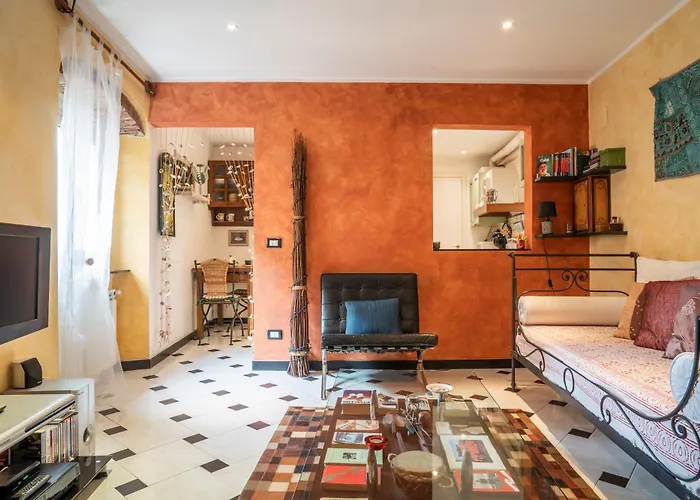 Romantic Sea View Flat In Genova