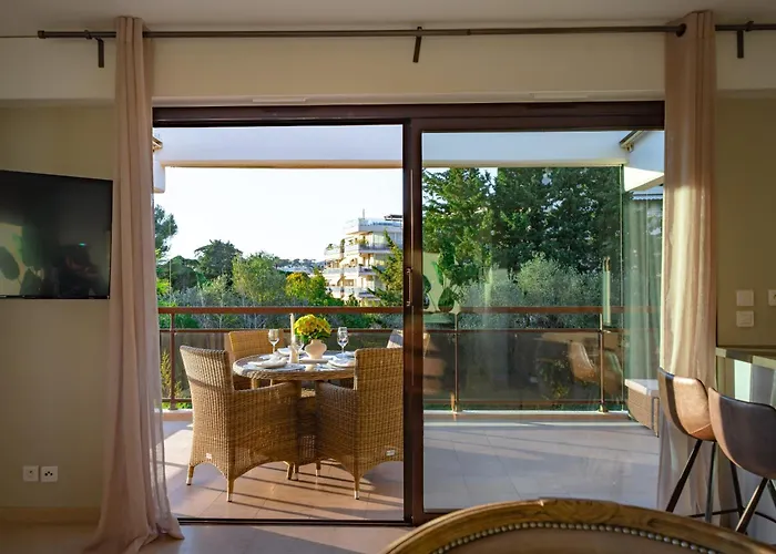 Vivre Cannes L Parking L Balcony L 15Min To La Croisette