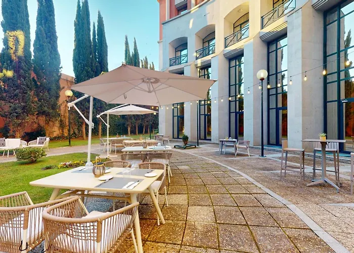 Azz Merida Medea Hotel
