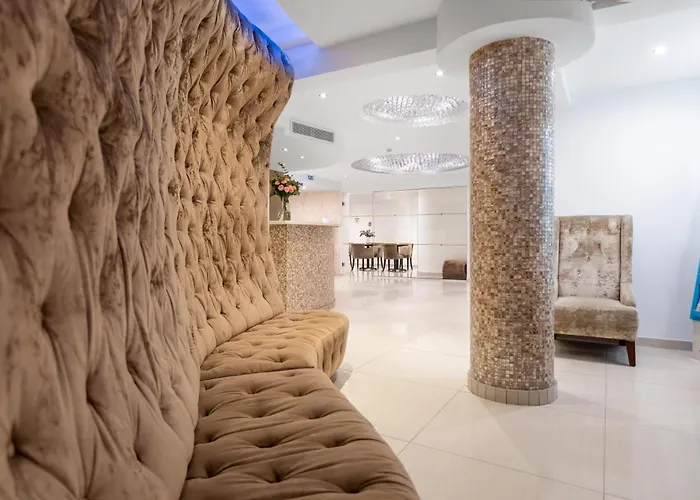 Achilleos City Hotel