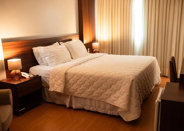 Hotel Serrano