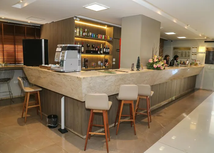 Class Hotel Guaxupe