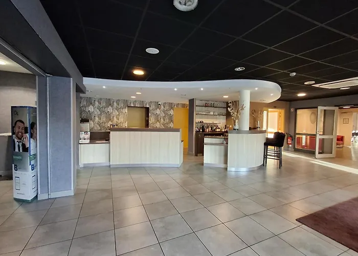 Brit Hotel Vannes - Theix Golfe Du Morbihan