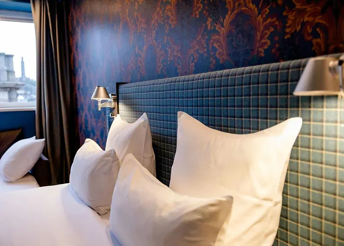 Motel One Edinburgh-Princes