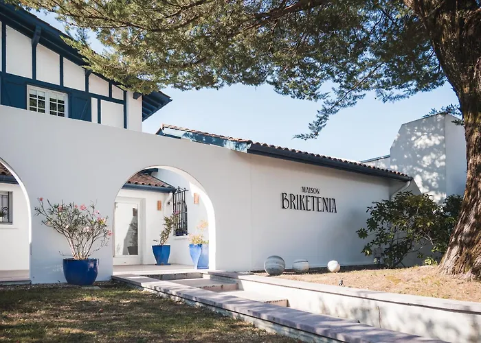 Hotel Briketenia