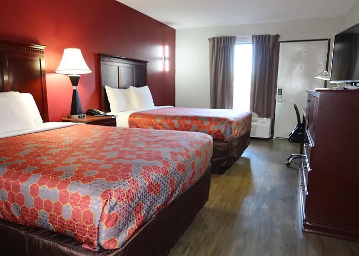 Econo Lodge Inn & Suites Evergreen