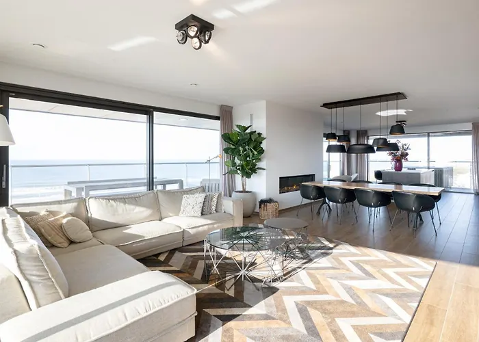Maris Apartments
