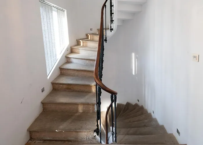 Maison Valmer - Le Negociant, Elegant F2 Classe 4 Etoiles