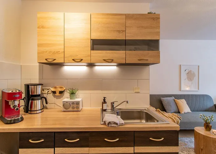 Modernes Apartment im Grünen I Balkon I WLAN I Stellplatz