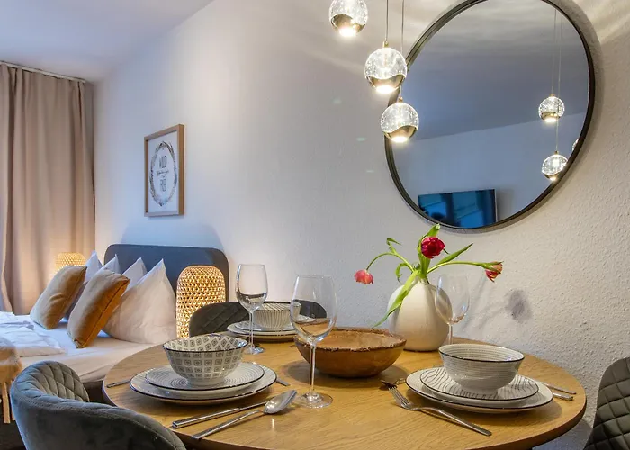 Modernes Apartment im Grünen I Balkon I WLAN I Stellplatz