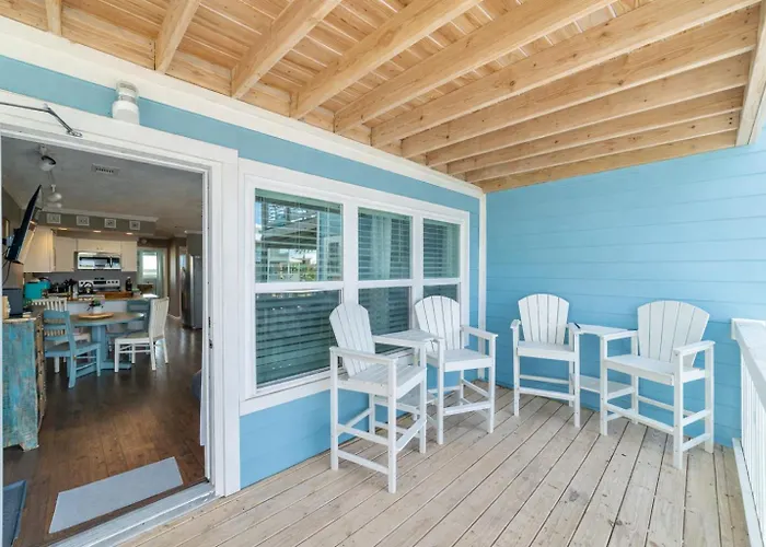 Waterfront Home, Short Walk To Beach, Deck/Balcony