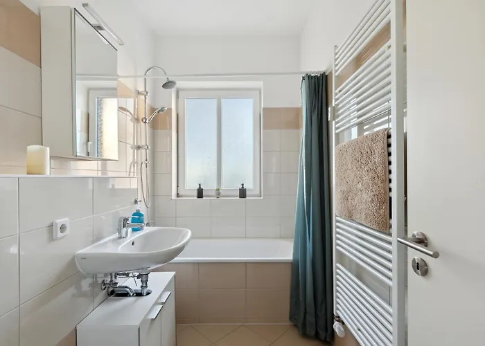 Aura - Nula #1 -2 Zimmer, 4 Betten, Küche, Balkon, Waschmaschine