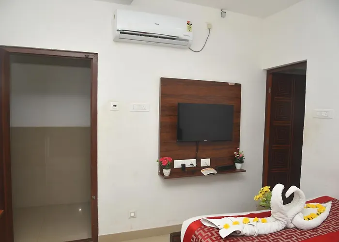 Rd Hotel-Bhavani Road
