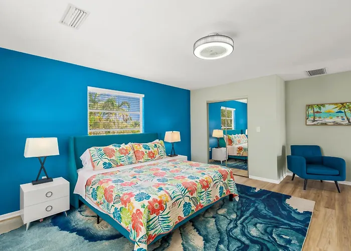 Island Villa | Cozy Beach Retreat | Private Dock
