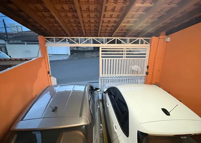 Casa completa para 5 pessoas com conforto e garagem, wi-fi