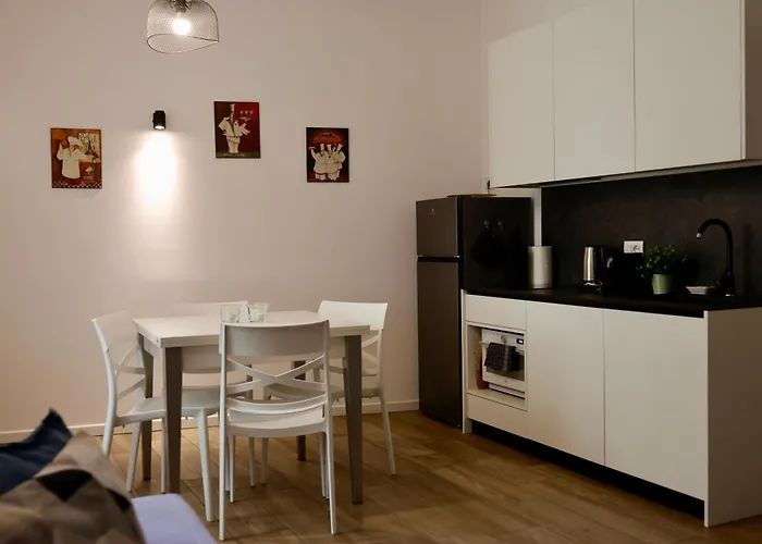 Piazza Del Lago Suites - Menaggio