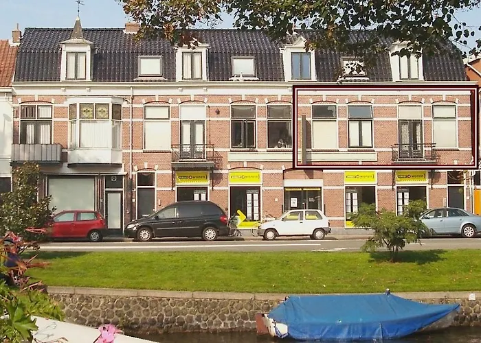 Canal House Haarlem