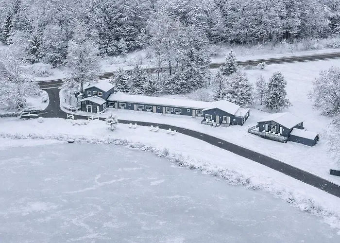 Lakelyn Lodge