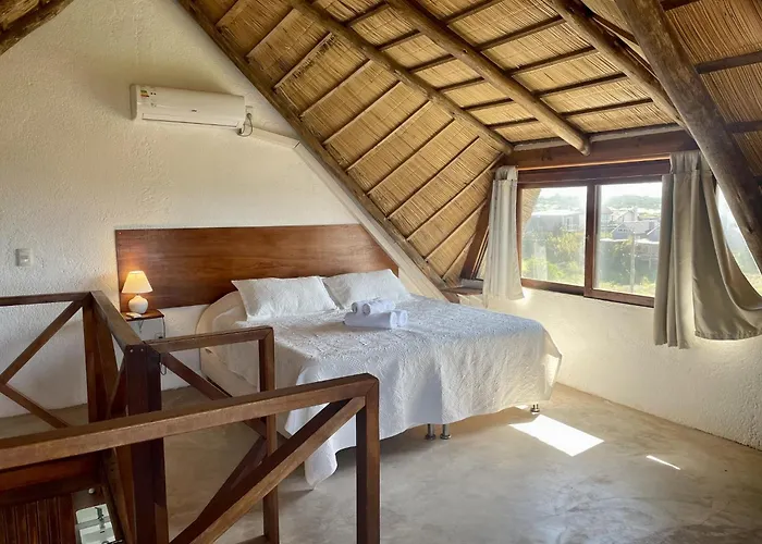 Cuatro Lunas Hotel