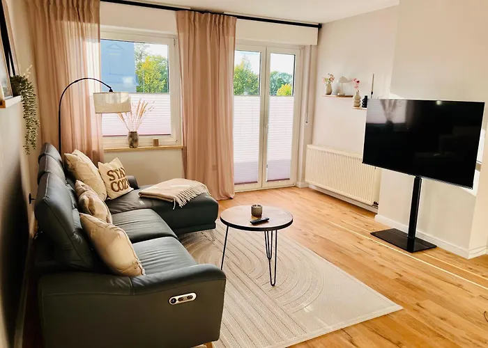 CozyHome mit Netflix, voll ausgestatteter Küche, Zentrums- und Bahnhofsnah, Balkon, self-Check-in möglich