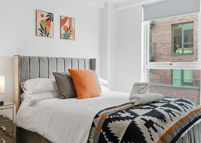 1Br City Apt Nr Arena,Attractions&Wifi