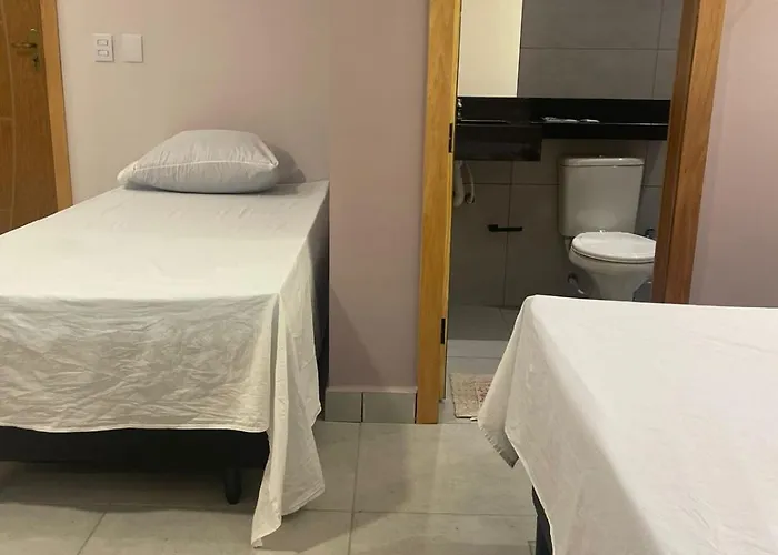 Suíte simples com ventilador , Obs não é a da foto