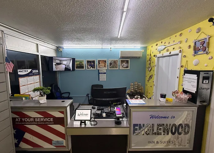 Englewood Inn & Suites