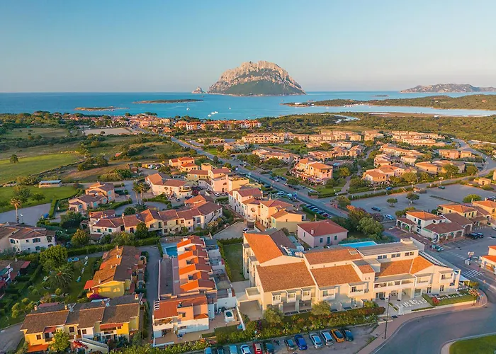 Hotel With Panoramic Swimming Pool In Porto San Paolo Just 850 Mt From The Sea