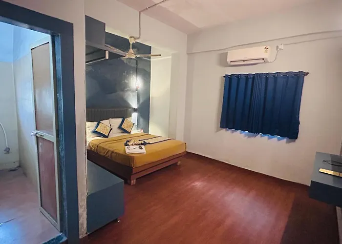 Hotel Cozy Inn