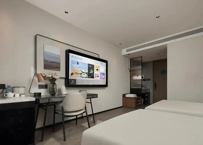 Atour Hotel Liyang Urban High-Speed Railway Station