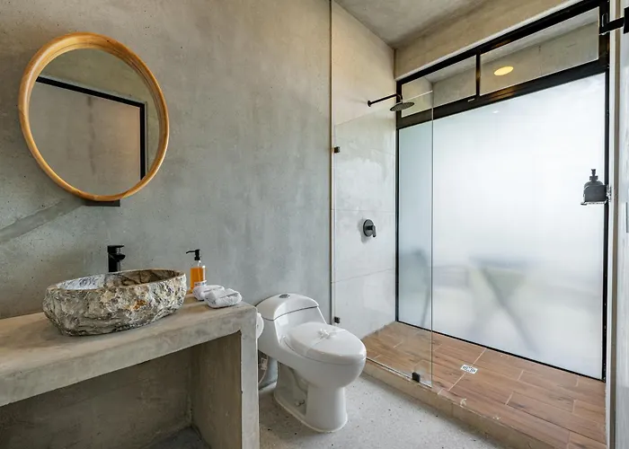 Nelblu Flamingo Suites