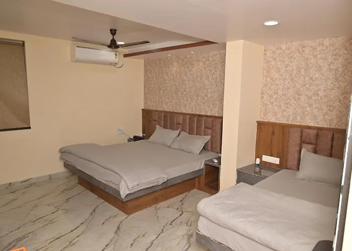 Hotel Satyabhama Lodge