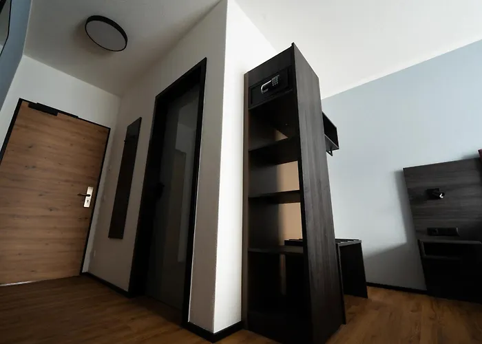 Pen Smart Hotel