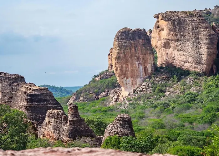 Pousada na serra da capivara